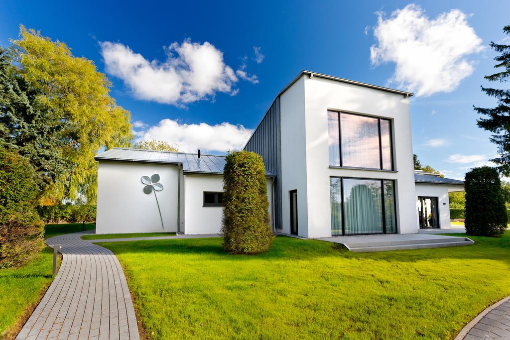 Kleeblatthaus Putbus Ruegen Apartment Bagian luar foto