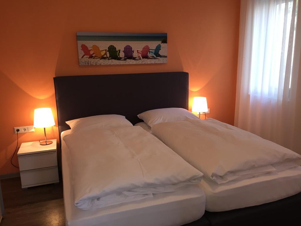 Kleeblatthaus Putbus Ruegen Apartment Bagian luar foto