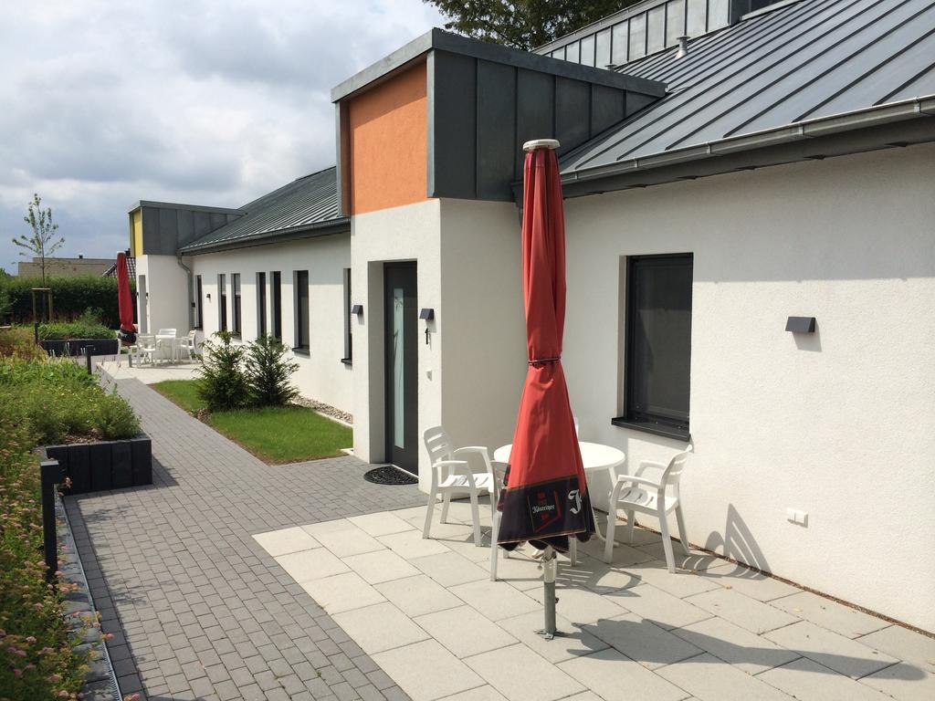 Kleeblatthaus Putbus Ruegen Apartment Ruang foto