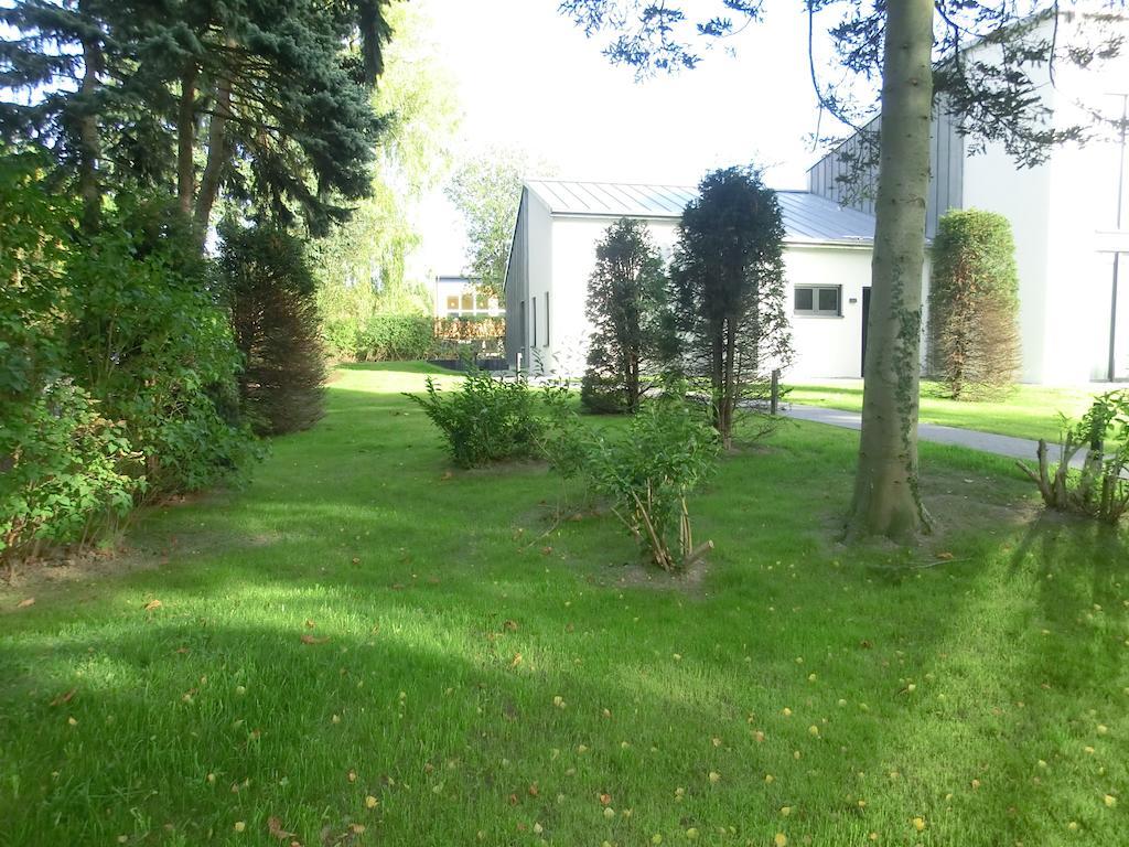 Kleeblatthaus Putbus Ruegen Apartment Bagian luar foto