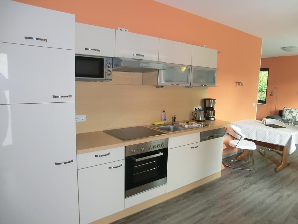 Kleeblatthaus Putbus Ruegen Apartment Bagian luar foto